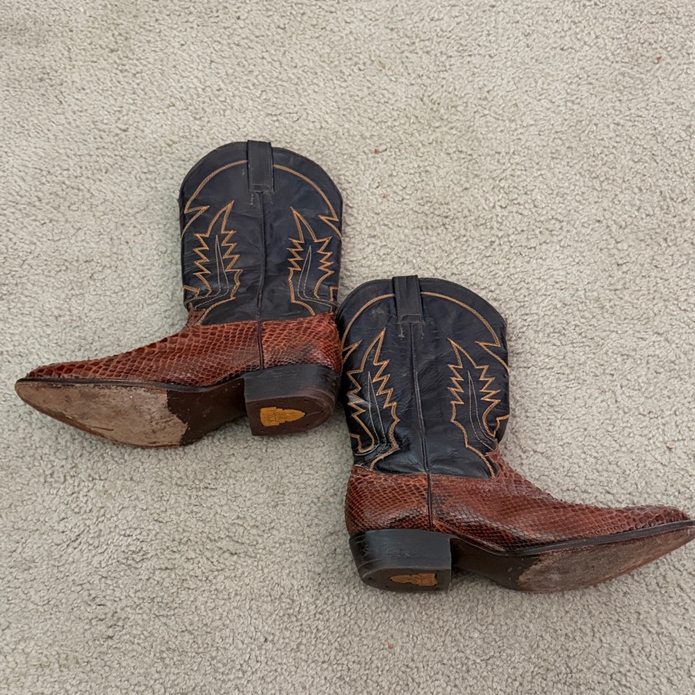 Men's Brown and Black Western Cowboy Boots